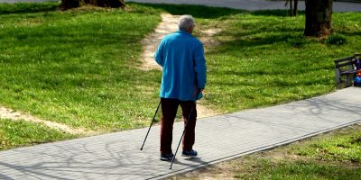Jak senior może poprawić swoją aktywność fizyczną