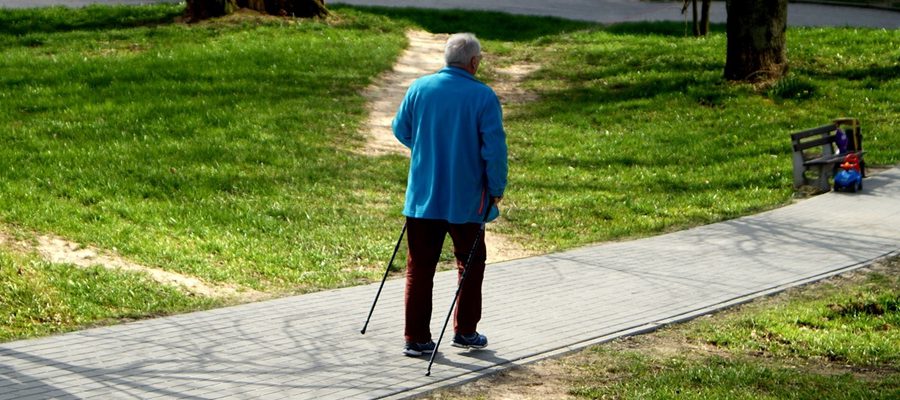 Jak senior może poprawić swoją aktywność fizyczną