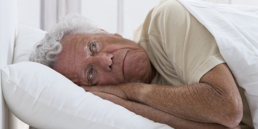 Bezsenność – spędza sen z powiek seniorowi i opiekunowi