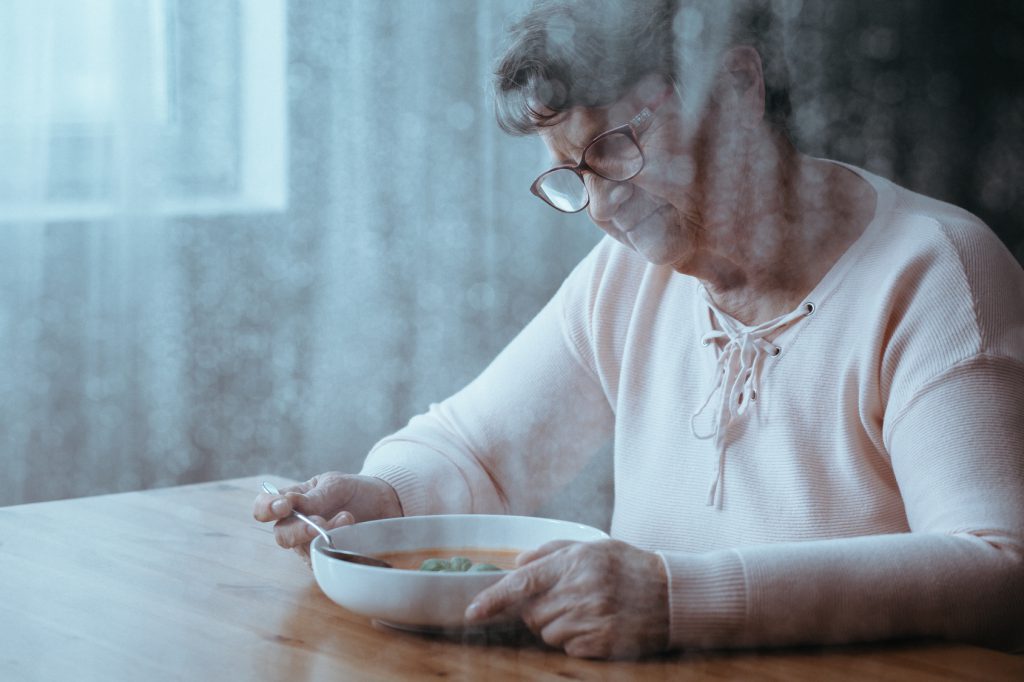 Niedożywienie seniora – nie tylko otyłość szkodzi