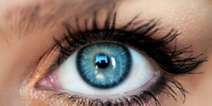 Owrzodzenie rogówki, czyli powikłanie z pozoru niegroźnego urazu oka