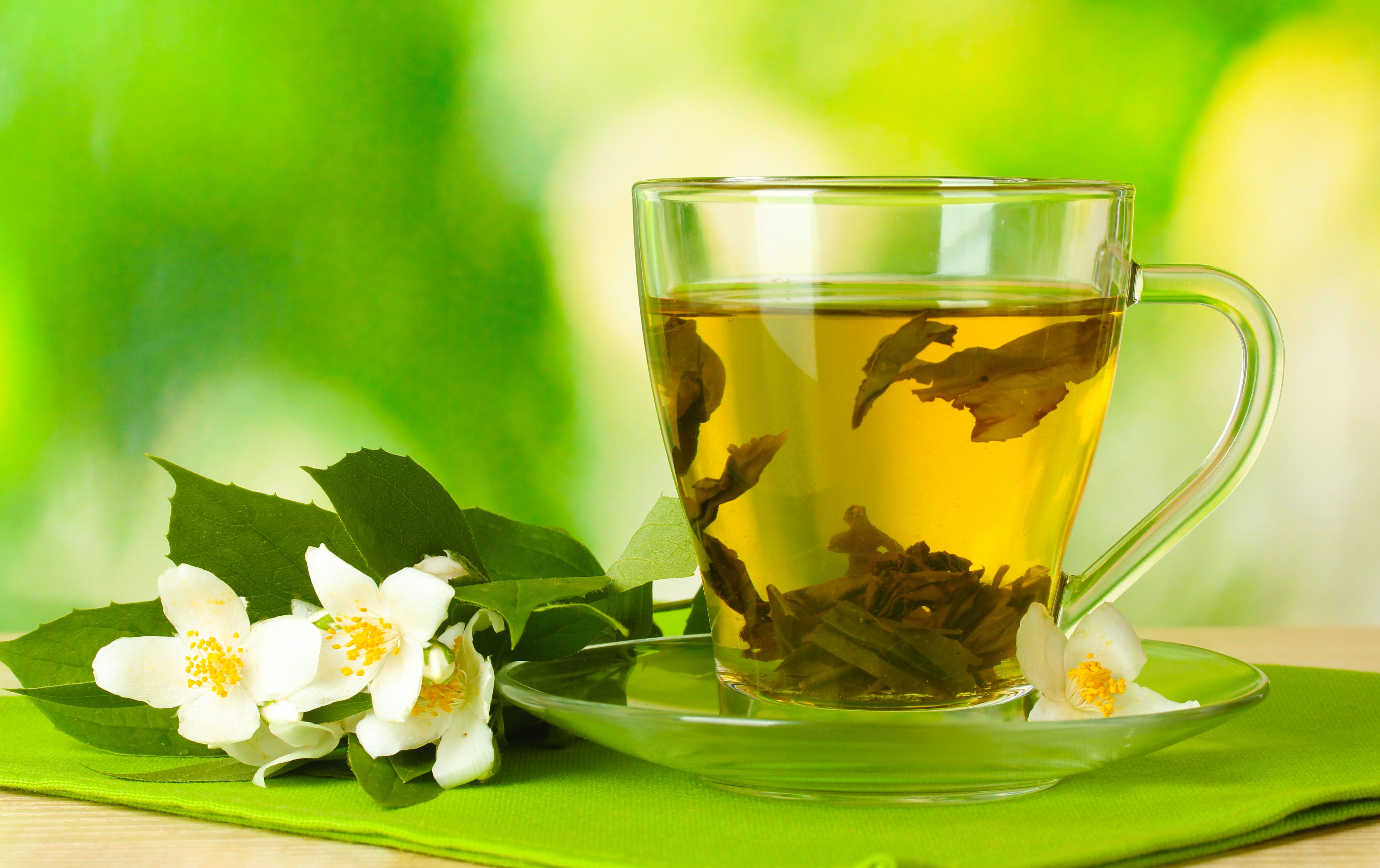 Herbata jaśminowa – jakie wykazuje działanie