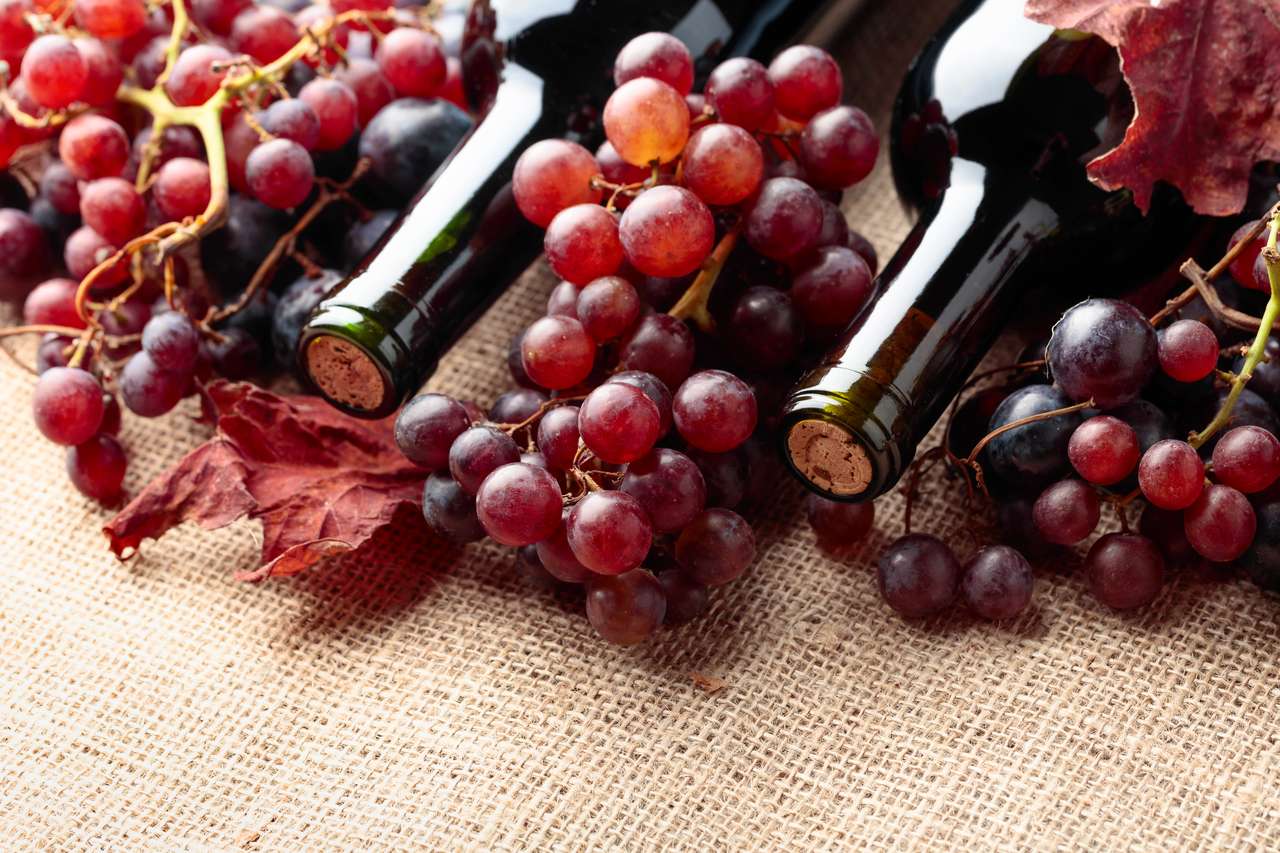 Dlaczego warto jeść winogrona i pić czerwone wino